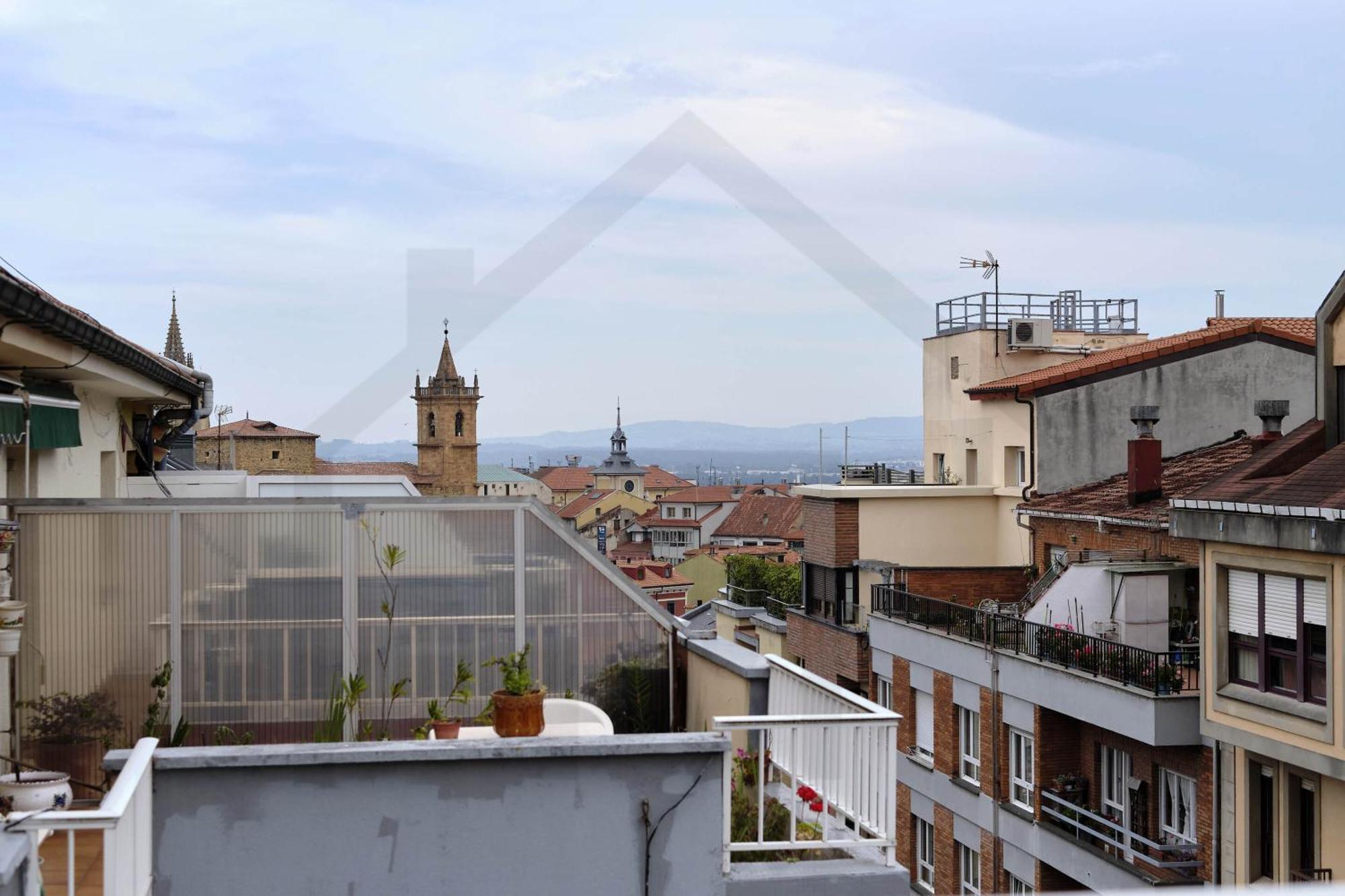 Atico Quintana I - Con Terraza, Vistas A La Ciudad, En El Centro, Con Wifi Y Garaje Apartment Oviedo Exterior photo