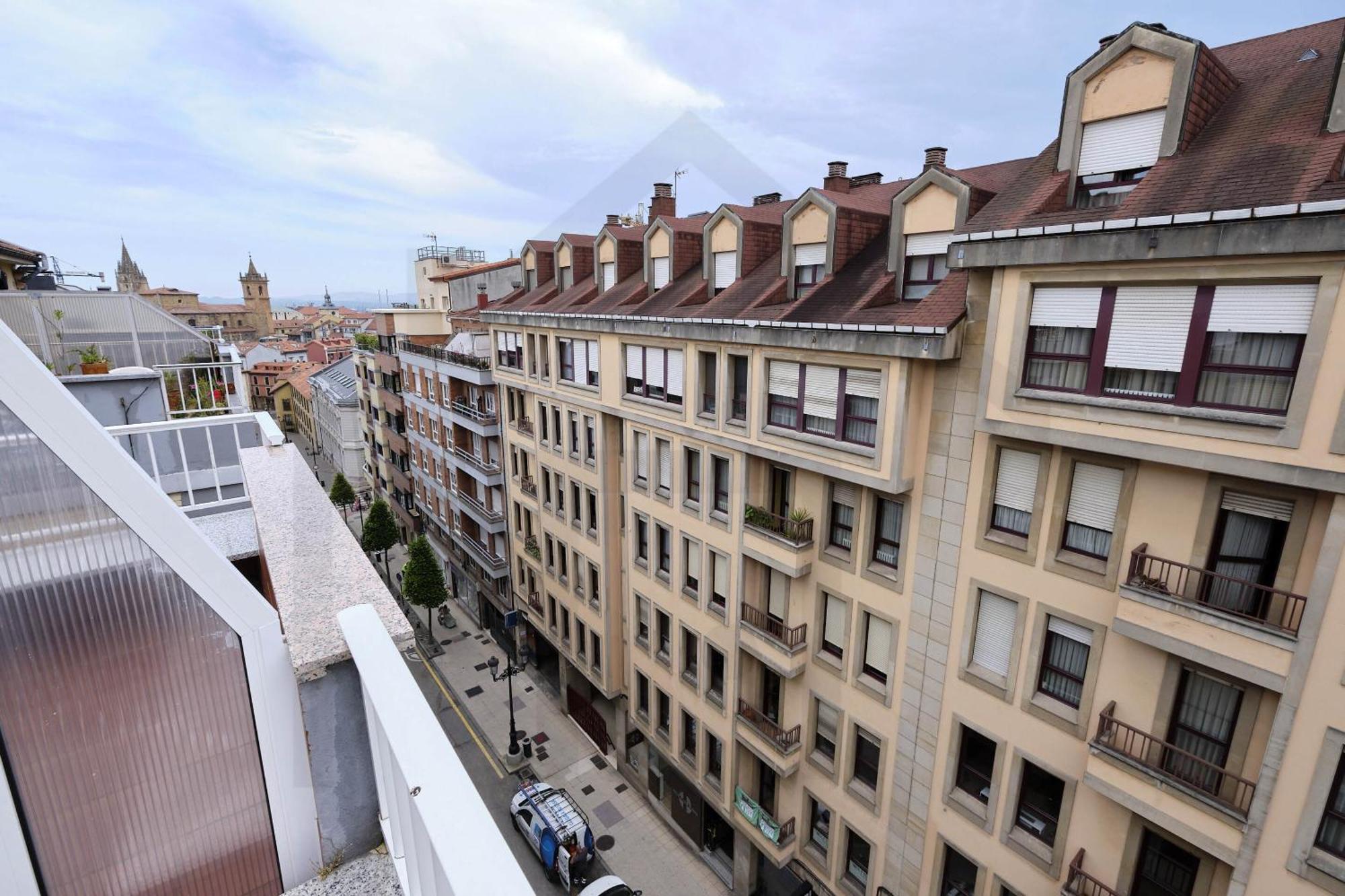 Atico Quintana I - Con Terraza, Vistas A La Ciudad, En El Centro, Con Wifi Y Garaje Apartment Oviedo Exterior photo